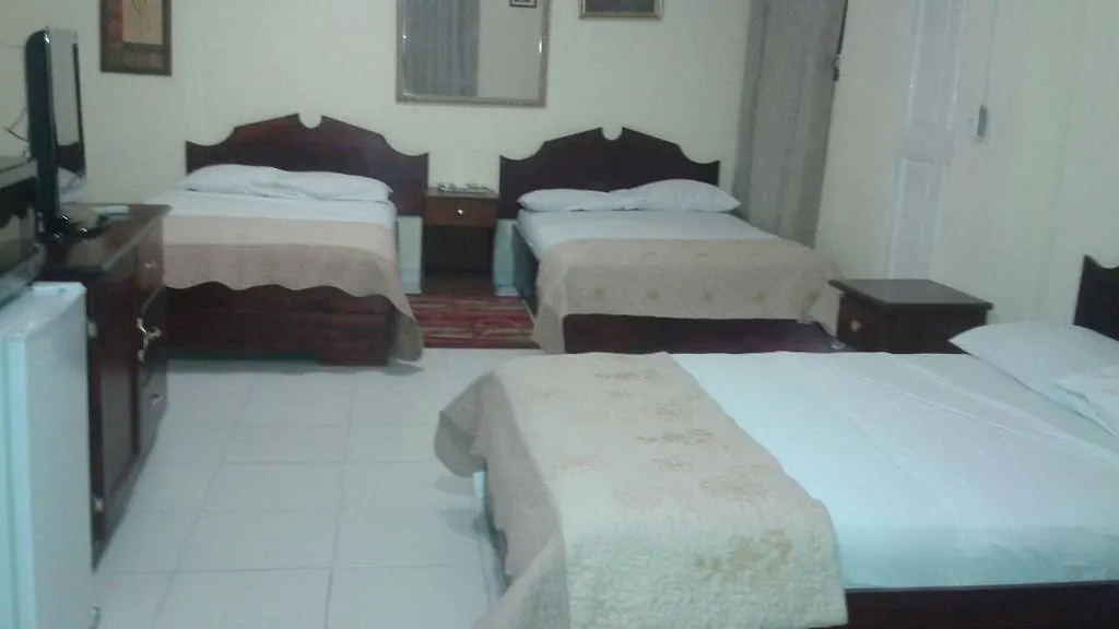Seven Stars Hotel Musseau
