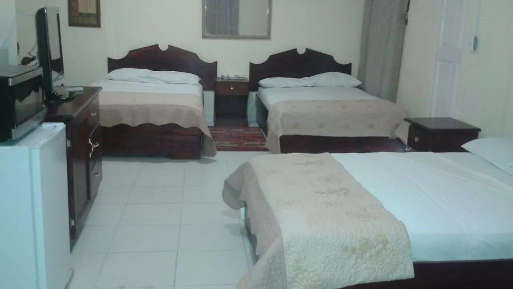 ***  Seven Stars Hotel Musseau Haiti