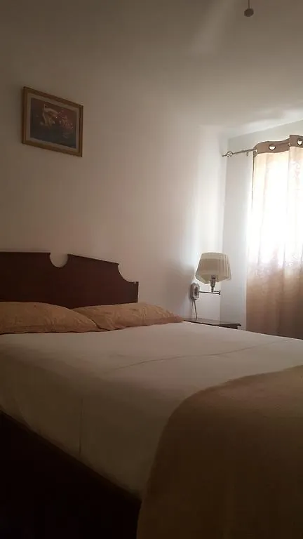 Seven Stars Hotel Musseau