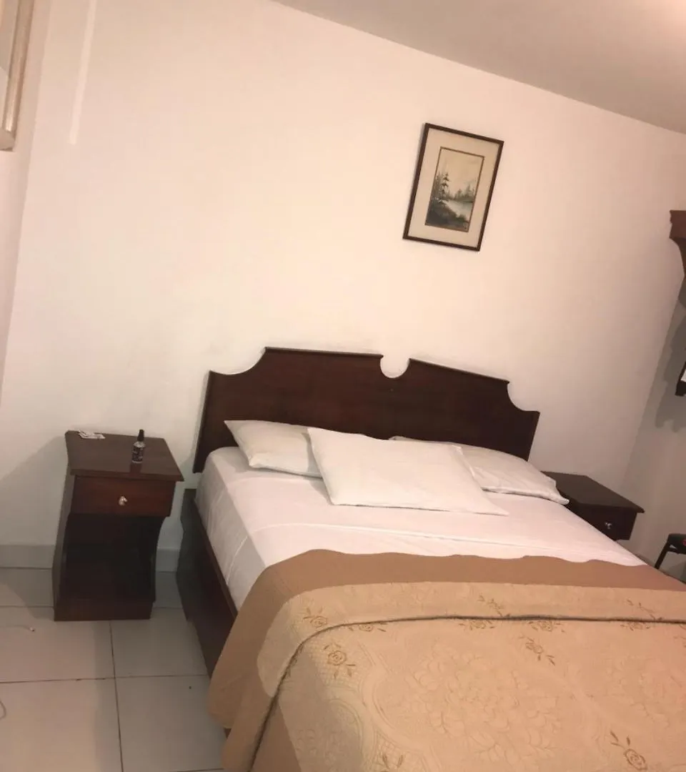 Seven Stars Hotel Musseau