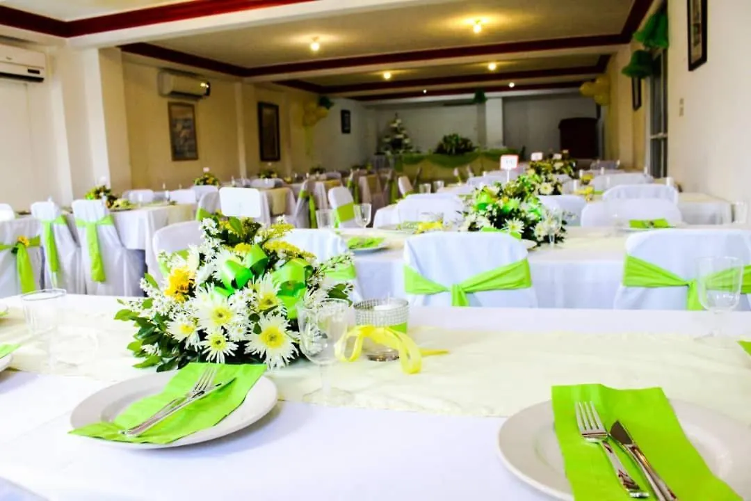 Seven Stars Hotel Musseau