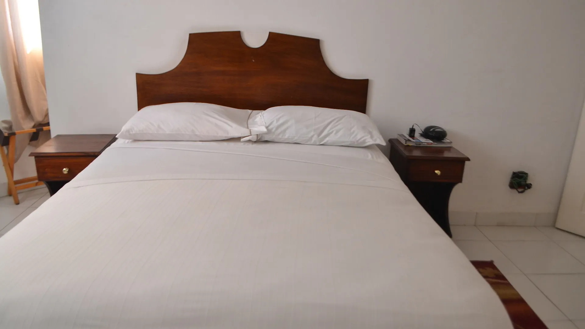 Seven Stars Hotel Musseau