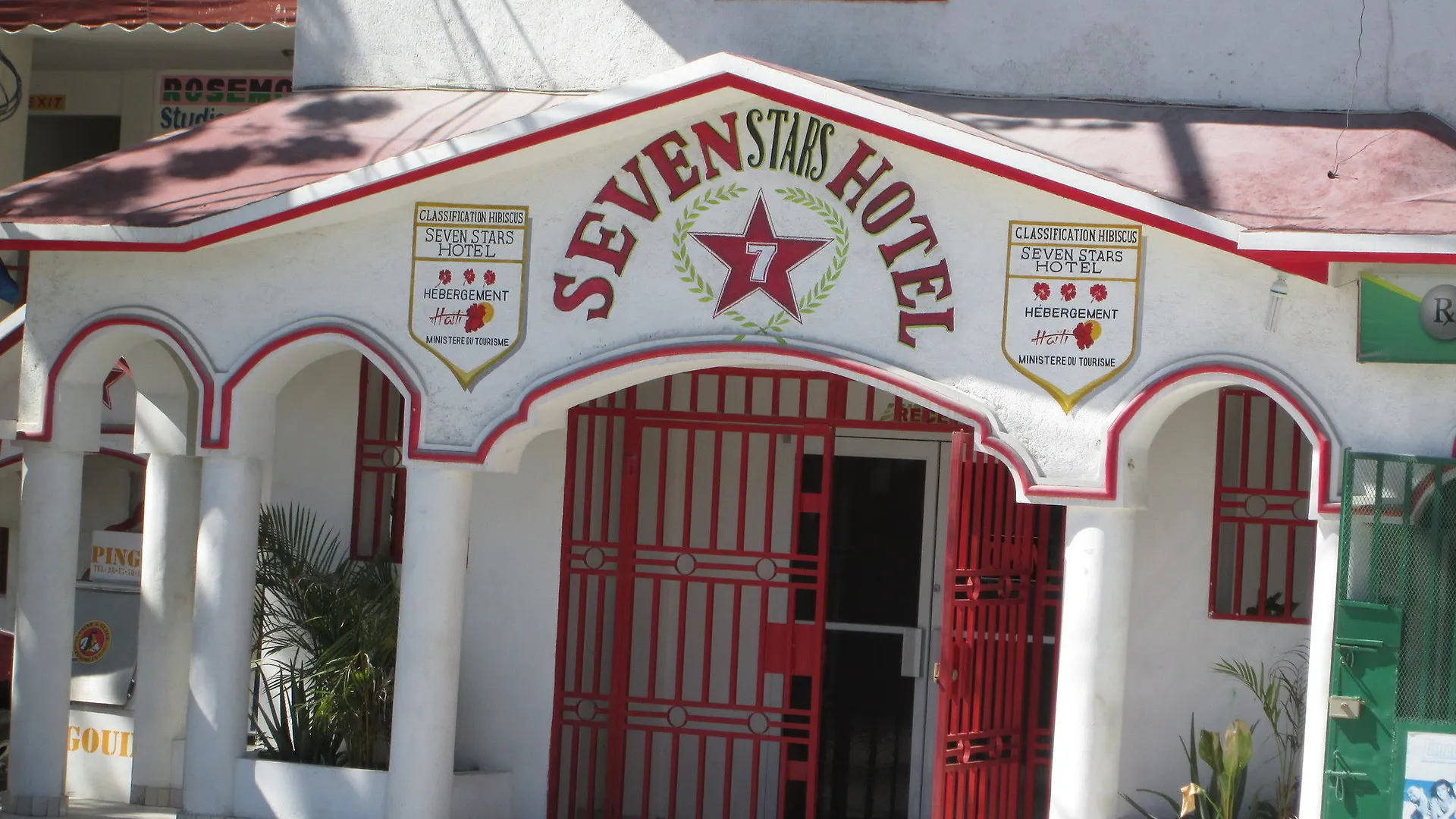 Seven Stars Hotel Musseau 3*,